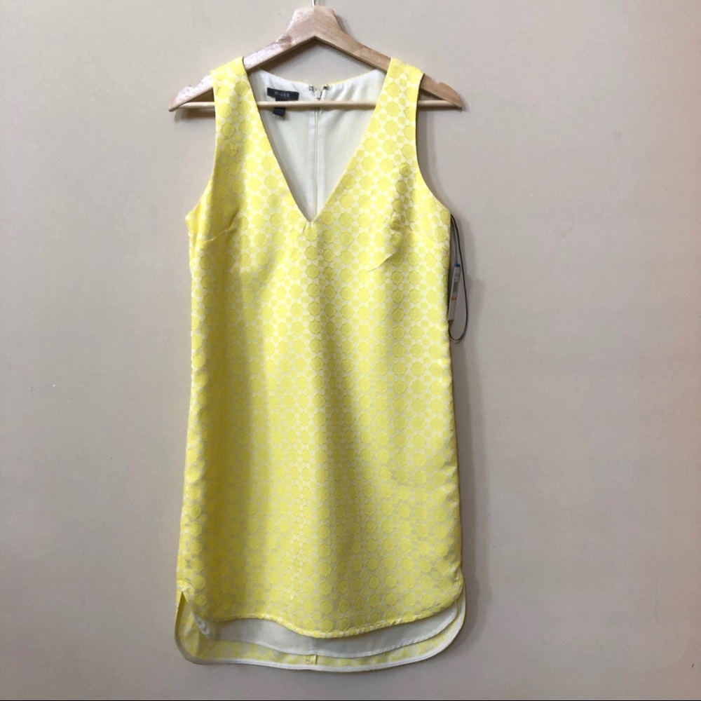 Muse Yellow/White Sleeveless v-Neck Shift Dress S